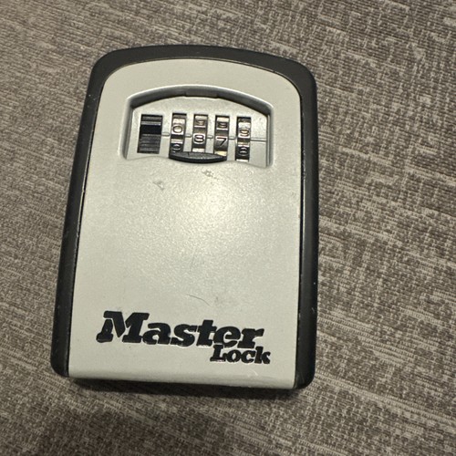 Master lock key - key, wall
