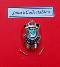 TRILAKES  BERKSHIRE WALKING /