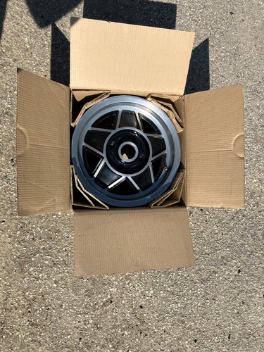 Triumph stag alloy wheel - alloy,