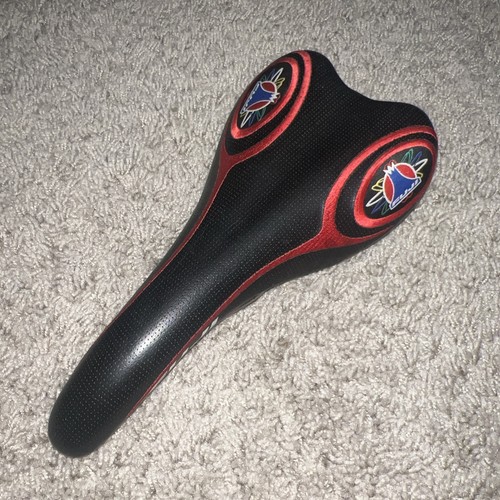 Fuji bicycle saddle - saddle, black