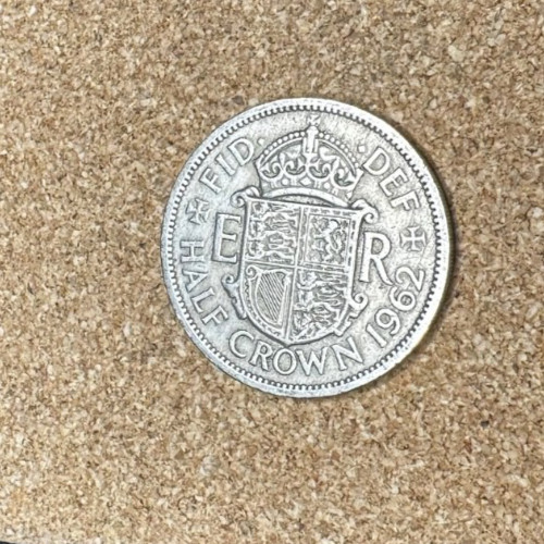 Half crown coin 1962 - half,