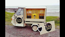 Piaggio ape Mobile Prosecco Van Bar 