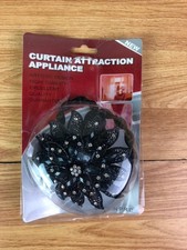 Curtain Attraction Appliance 