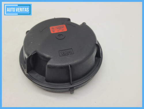Peugeot 306 headlight cap lid
