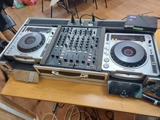 Pioneer CD Player With Mixer And Case