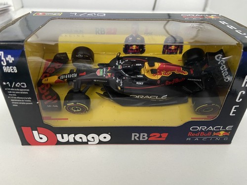 Bburago 2025 cars red - f1, 1/43