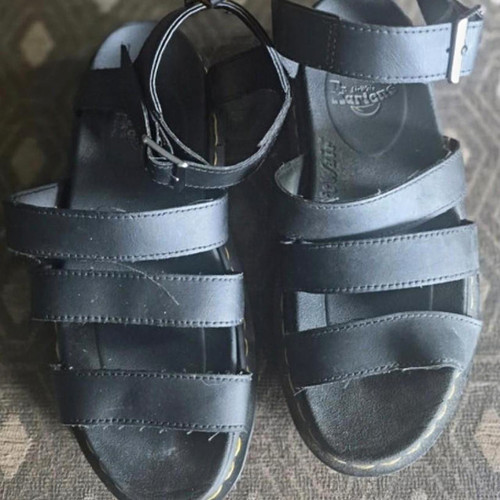 Martens black leather - martens,