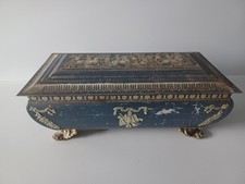 Vintage Biscuit Tin ,,William