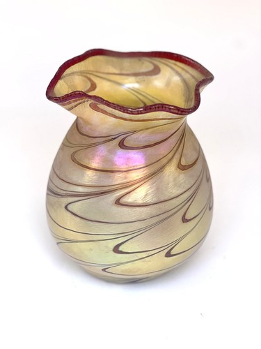 Gold aurene vase with - with, red