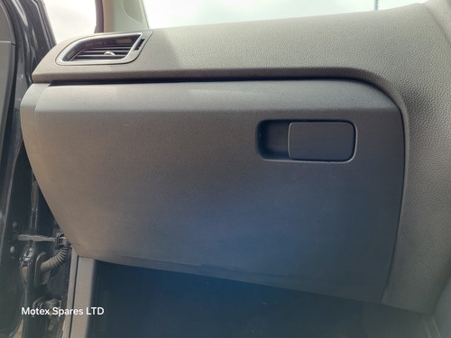 Polo mk5 glove box 2009 - mk5,