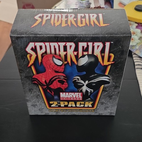 Marvel mini bust - marvel, &