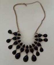 VINTAGE CLEOPATRA STYLE NECKLACE WITH BLACK TEARDROP BEADS