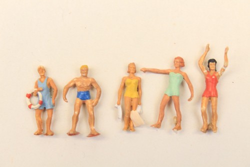 Swimming beach figures - swimming,