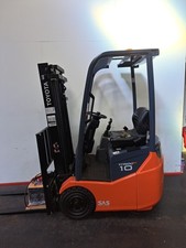 Toyota 1 Ton Electric Forklift Truck (400 Hours) £7,995 + Vat