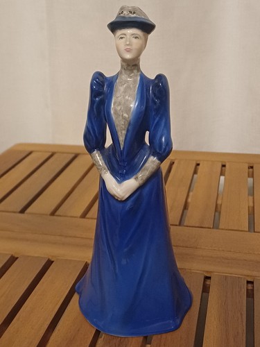 Coalport ladies fashion - ladies, of