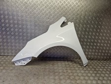 TOYOTA AVENSIS FRONT WING