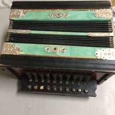 Vintage Squeeze Box 10 Button