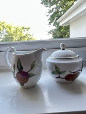 ROYAL WORCESTER EVESHAM GOLD