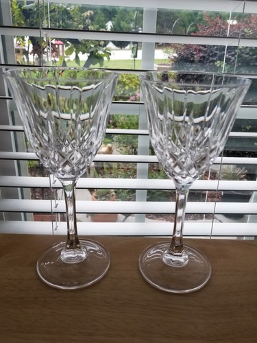 Pair wine glasses 1 - glasses, 1/4"