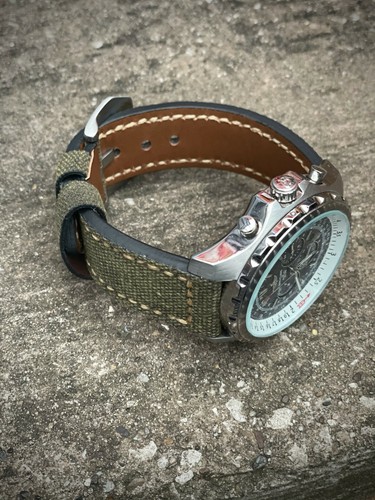 Thick green canvas leather - /,
