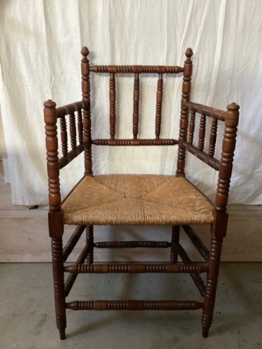 Vintage oak armed bobbin - armed, chair