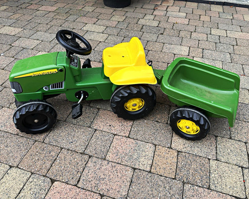 John deere pedal ride - john,