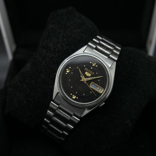 Vintage 1987 seiko automatic - vintage,