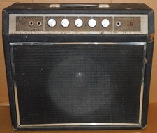 Vintage Gibson G10 ? Guitar