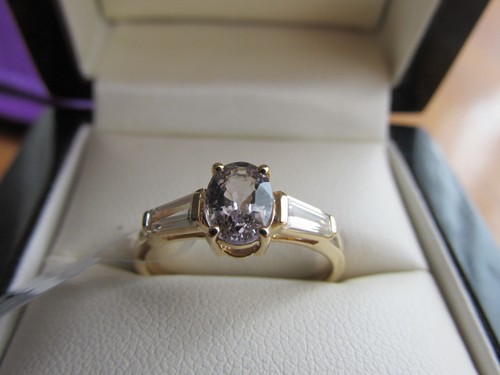 Burmese pink spinel gold - spinel,