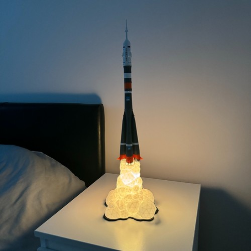 Rocket lamp soyuz 1a - lamp, 2.1a