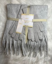 M&S - GIFT SET - SCARF AND