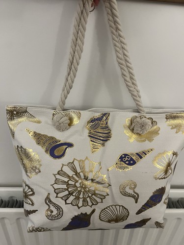 Fabulous large beach - beach, bag