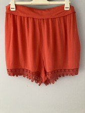 BNWOT Plus Size 18 Crepe Fabric Coral Colour Shorts Ladies Clothing Gorgeous ?