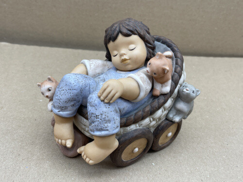 Goebel figurine nina marco - goebel,