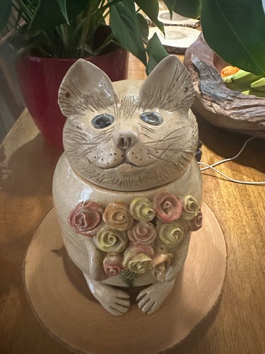 Vintage caricature cat cookie - vintage,