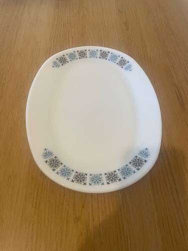 Pyrex jaj chelsea pattern - pyrex,