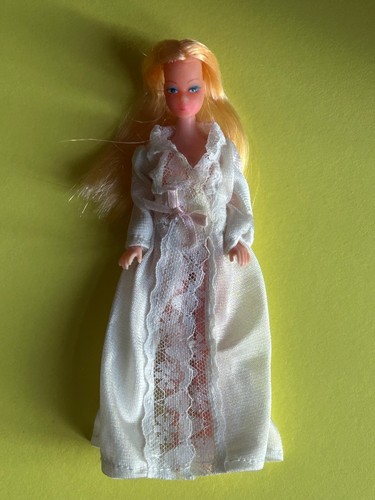 Vintage 1970s clone - vintage, doll
