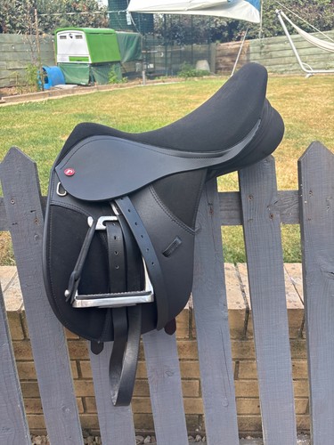 Thorowgood pony saddle 15 - saddle,