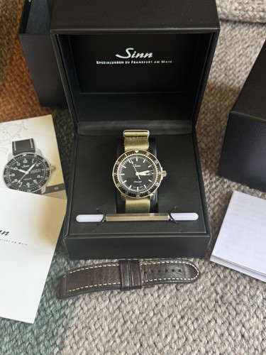 Sinn 104 black dial - st, 1