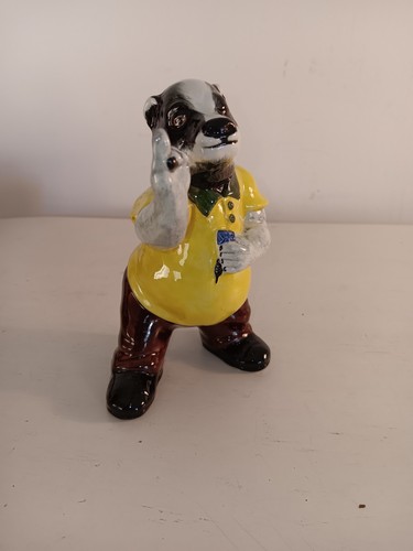 Loxley little acorn badger - loxley,