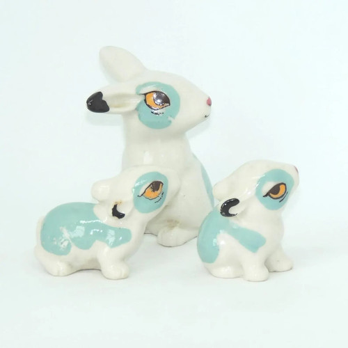 Wade happy family rabbits - family,