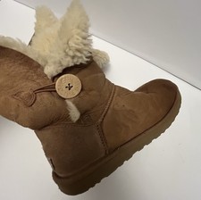 Women’s UGG Bailey Button II Faux Fur Lined Suede Boots – Brown – UK 6.5