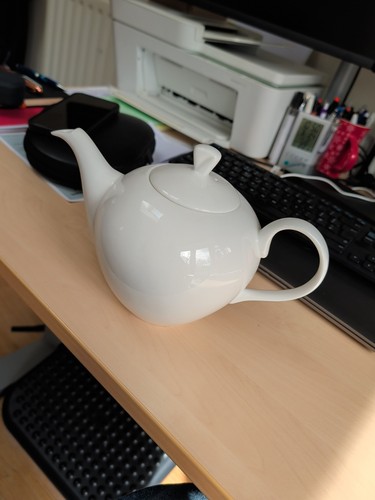 Plain white teapot - plain,