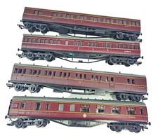 Rake of 4 Mainline OO Gauge BR