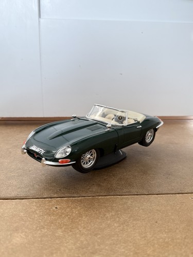 Burago jaguar 1961 - jaguar,