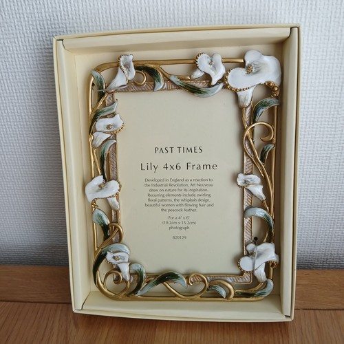 Past times lily photo frame - photo,