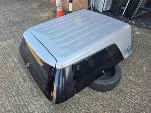 Side doors genuine nissam - doors,