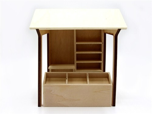 Dolls house market - dolls,