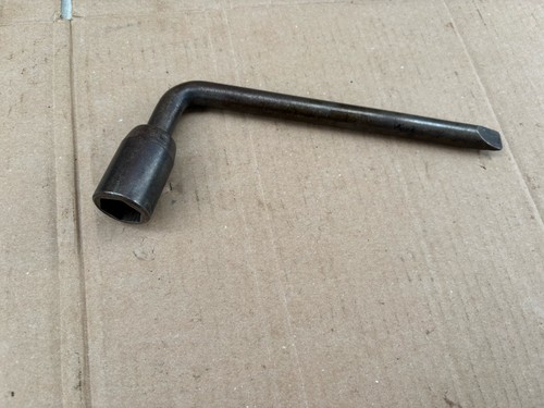 Vintage wheel brace - brace,, with