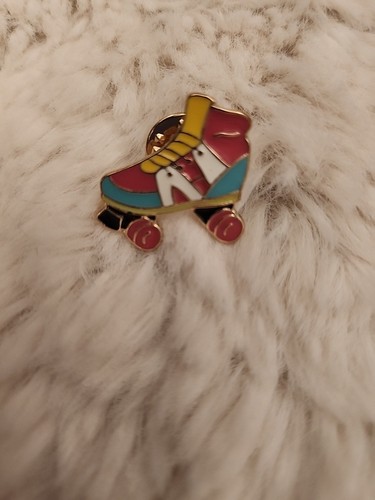 Enamel rollerskate vintage - enamel,